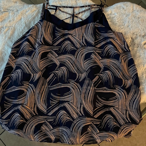 New woman’s plus size torrid blouse - Picture 2 of 3